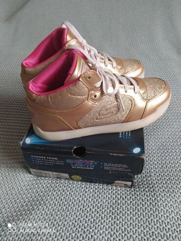 balenciaga patike triple s: Skechers, Veličina - 37 — 2