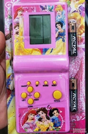 laptop igracka za decu: Oldschool tetris. Uzivo mnogo lepsi, radi na baterije koje se — 1