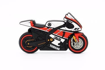 Hard diskovi, eksterni diskovi: USB Flash 64 GB - YAMAHA Prelep USB 2.0 stik od 64 GB. Kapacitet je — 4