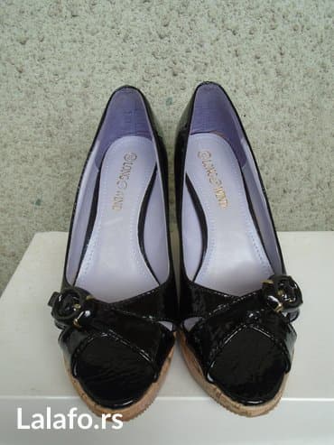 kickers cipele: Sandale na platformu od plute, visina stikle 9,5 cm, broj 37 — 2