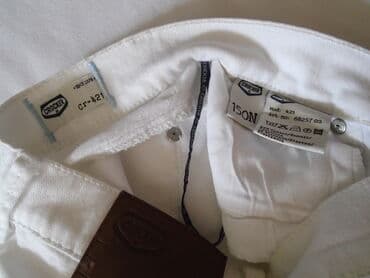 gerry weber nova kolekcija: Nove bele farmerke original Crocker, pamuk 99% i 1% elastina. Poluobim — 3