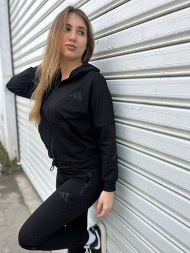 zenske trenerke mokra likra: Adidas ženska trenerka

Novo
Pamuk
Veličine s m l xl 2xl — 5