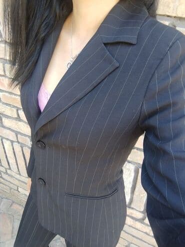 zenski kompleti sako i pantalone: Pimkie sako vel L Kao nov Pazuh po 44 Duzina 68 Ramena 38 Rukavi — 3