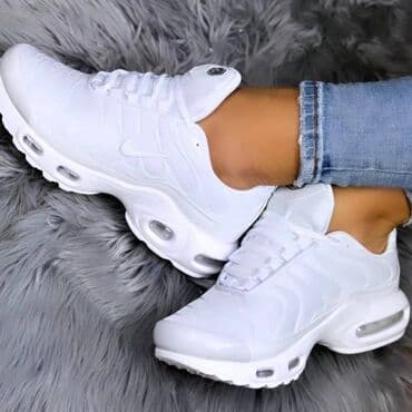 gel boje za nokte: Nike air max tn patike 

Novo
Brojevi 36 do 46

fb Moja Kupovina 1 — 3