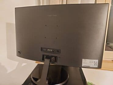 Monitori: Samsung zakrivljeni monitor 27" Prodajem monitor Samsung, 27" FHD — 9