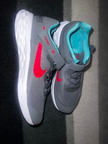 stalak za ruke manikir: Nike, 38, bоја - Siva — 5