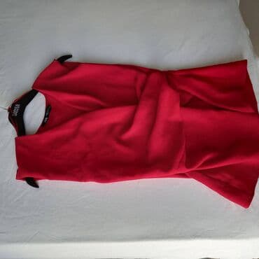 zara parfemi akcija: Zara, XS (EU 34), Poliester, Jednobojni, bоја - Crvena — 1