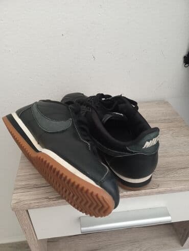 aplikator za sociva: Nike, 40, bоја - Crna — 4