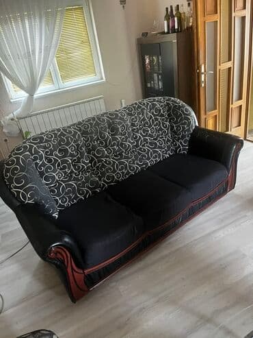 ugaone garniture u p: Garnitura nameštaja u crnoj boji sa trosedom, dvosedom i foteljom — 3