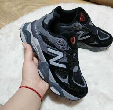 šnala za novac: New Balance, bоја - Crna — 1