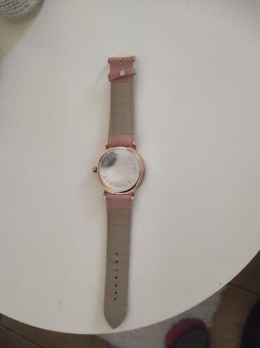 huda puderi: Klasični sat, Cartier, Ženski — 2