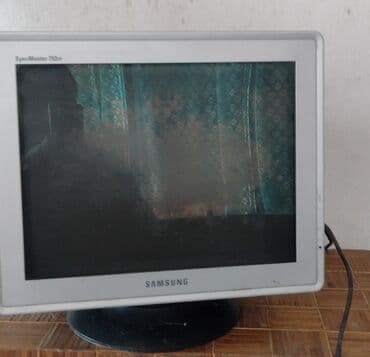 auto radio za kamion 24v: Monitor SAMSUNG Ispravan sve radi Isključivo lično preuzimanje brzom — 1