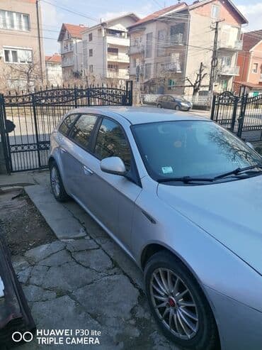 corsa c: Alfa Romeo 159: 1.9 l | 2005 г. Hečbek — 2