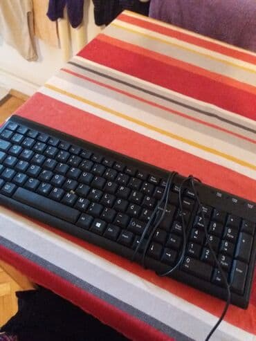 kucista za kompjutere: Funkcinalna tastatura za kompjuter. moze skoro za sve modele. samo — 1