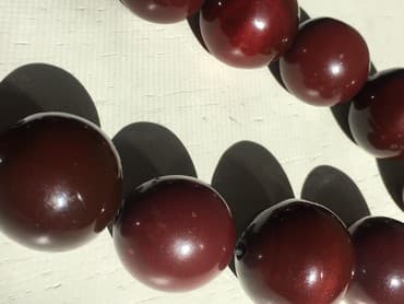 drveni vikleri: OGRLICA, drvene, vece kuglice — 2