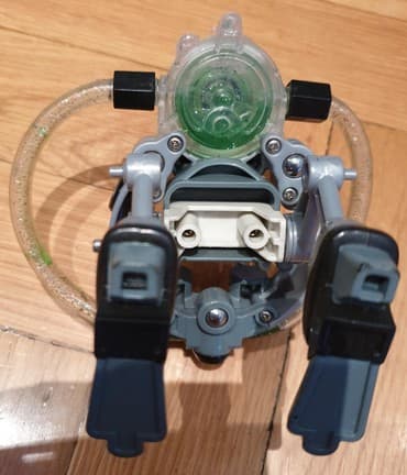 konjic za decu: Ben 10 alien original igracka - graymatter galvan prime ride vehicle — 4