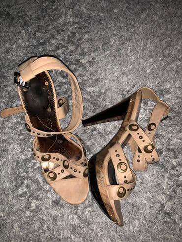 farbe bez amonijaka: Sandale, 40 — 1