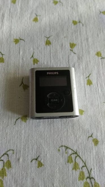 mp3 player za auto: Philips MP3 4GB Odlican kvalitetan player sa odlicnom reprodukcijijom — 3