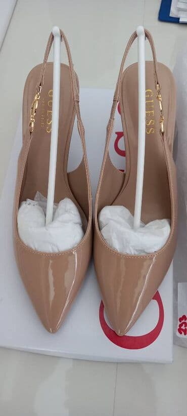 mokasine sa debelim djonom: Salonke, Guess — 4
