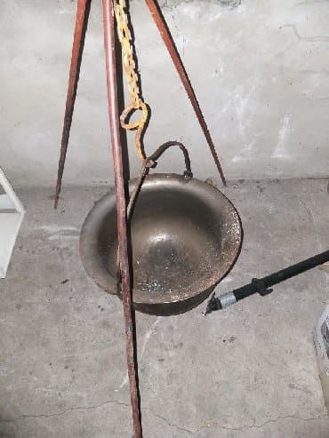 All for country house and garden: Cauldron — 1