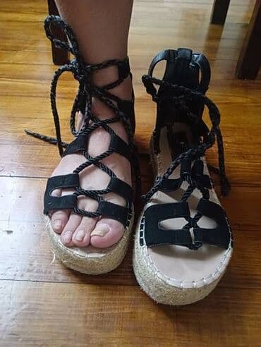 srebrne sandale sa cirkonima: Sandale, Bershka, 38 — 4