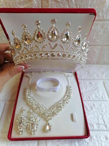 torbe b: Chanel, Set: Kruna, Minđuše, Narukvica, Materijal: Cirkon, Biser — 7