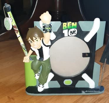 deciji tablet azbuka: Ben 10 original CARTOON NETWORK deciji ram za slike, sa strane je — 2