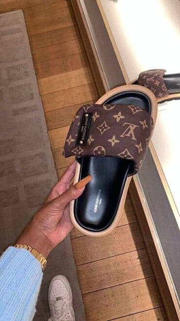 chogan parfemi brojevi: Modne papuče, Louis Vuitton — 2