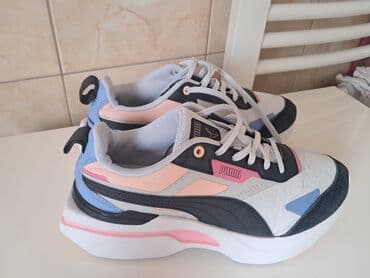 zenska obuca broj 35: Puma, 39 — 1