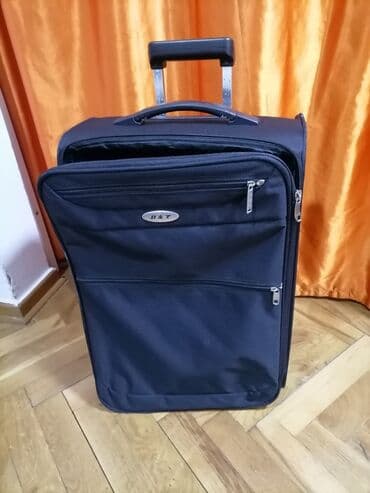 Putni koferi i torbe: Srednji kofer, bоја - Crna — 1
