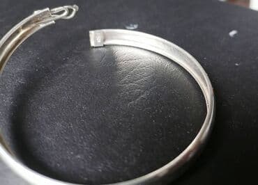nakit od hiruskog celika novi sad: Čvrsta narukvica, Materijal: Srebro — 3