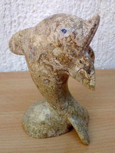 Figurice i makete: Delfin figura od Kamena Veoma lepa ukrasna figura Delfima od Kamena — 2