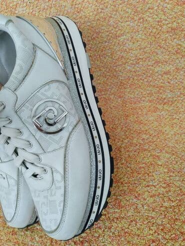 balenciaga patike triple s: Liu Jo, 40, bоја - Bela — 9