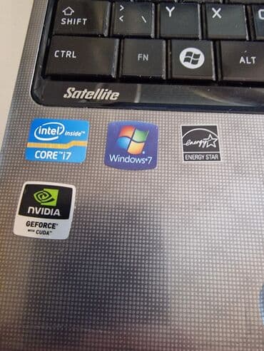 kuler za laptop: Intel Core i7, 15.6 " — 4