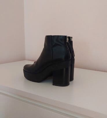 bershka ranac: Gležnjače, Bershka, 38 — 4