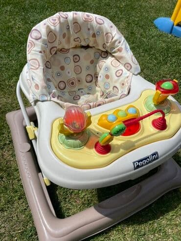 planete igracke: Pegolini Primo šetalica za bebe. Ima sedište sa mekanom podlogom sa — 1