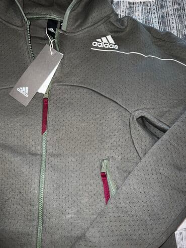 Muška odeća: ADIDAS top model duksa sa miš rukavima vel. S kao jaknica je. NOVO — 2