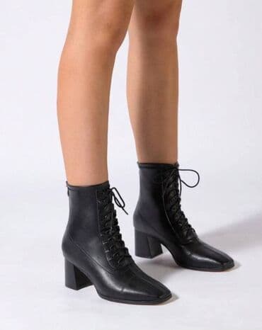 papuce h m: High boots, 36 — 1
