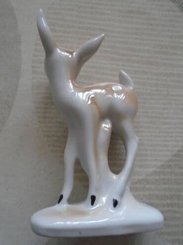 gramofonske ploce beograd: Prelepa vintage porcelanska figura laneta a uz nju na poklon još jedna — 2