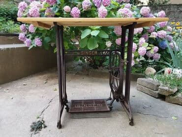 iznajmljivanje klupa i stolova: Singer vintage sto unikat 90*39 cm visina stola 73.5 cm debljina — 2