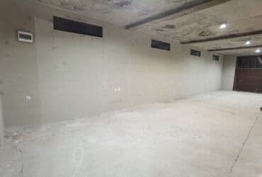 Magacini i radionice: Izdajem prostran poslovni prostor 240m2, u blizini isključenja Lasta — 5