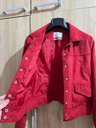 bershka ranac: Bershka jaknica od velura. Broj M. Jakna je u savrsenom stanju-bez — 4