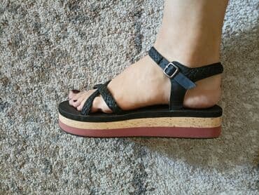 prada kais: Sandale, 41 — 7