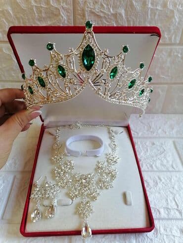 torbe b: Chanel, Set: Kruna, Minđuše, Narukvica, Materijal: Cirkon, Biser — 10