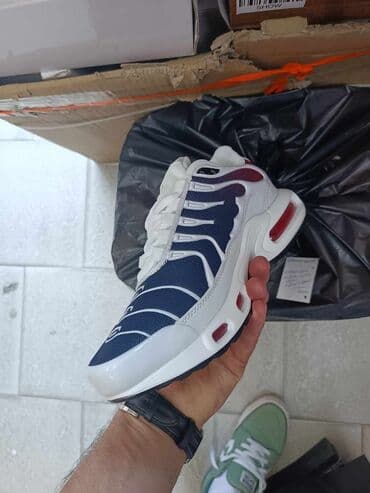 patike sa vazdušnim đonom: Patike, Nike, veličina - 46 — 2