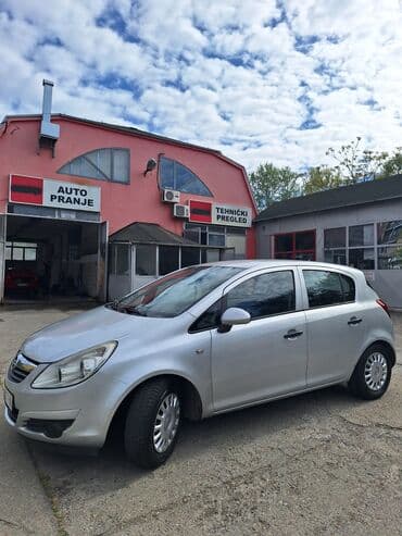 prednja kamera za auto: Opel Corsa: 1.3 l | 2010 г. 203600 km. Hečbek — 4