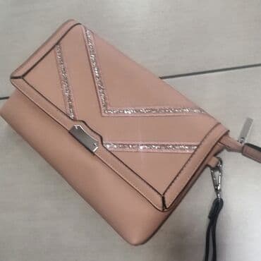 venecijanska maska: Elegantna torbica, Kassandre — 4