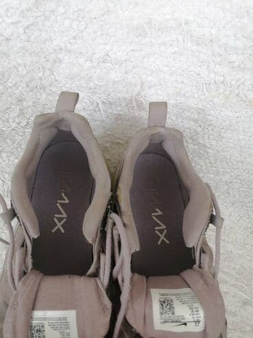 češalj za gnjide: Nike, 40, bоја - Bež — 10