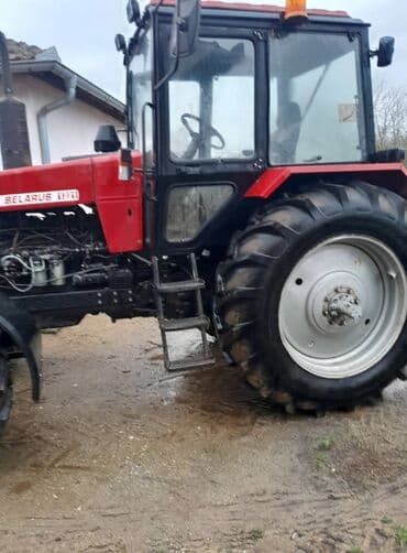 kamere za traktor: Na prodaju traktor Belarus 1221, opremljen kabinom, idealan za — 4