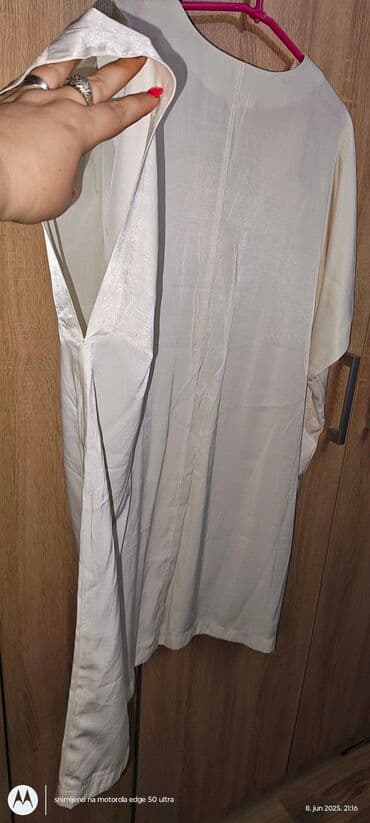 dm šampon bez sulfata: H&M XL (EU 42), bоја - Bež, Oversize, Kratkih rukava — 6